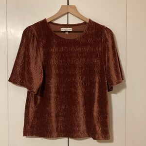 Texture & Thread Velvet Top
